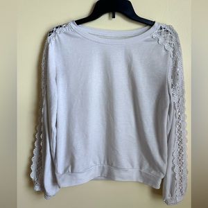 girls white crewneck with designed arm sleeve